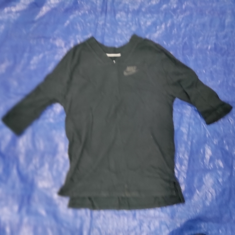 Nike women's tee